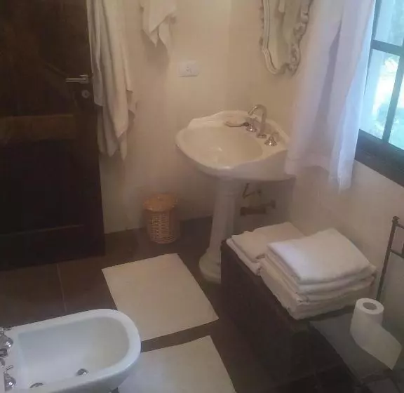 Aamiaismajoitus (B&B) Estancia La Dulce   Casa Principal Casco