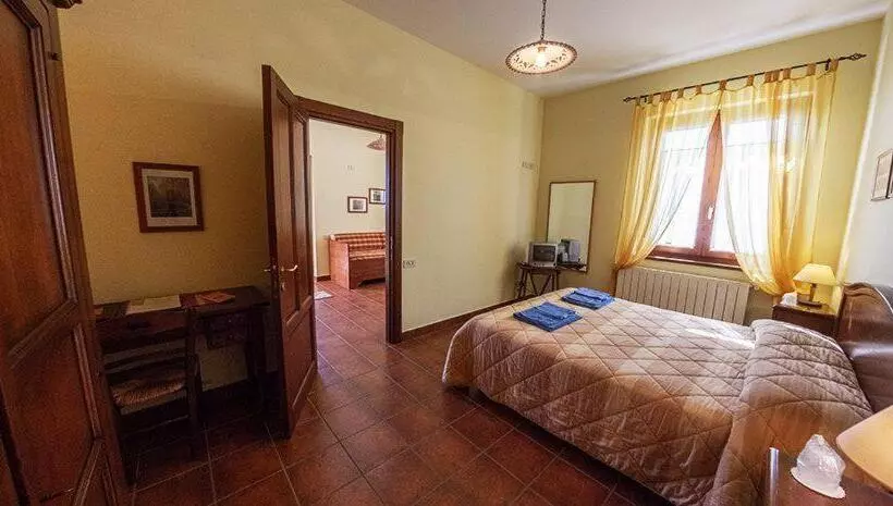 Hotelli Agriturismo La Capezzagna