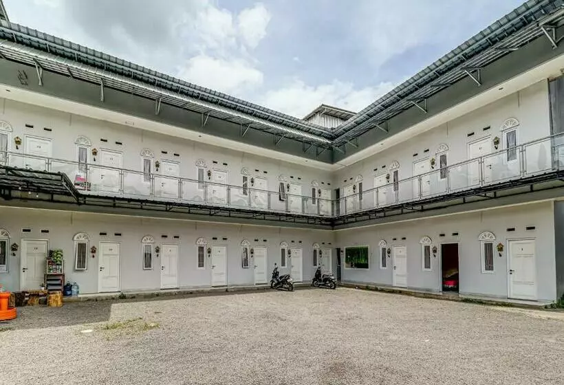ホテル Koolkost Female Syariah Unjani University Cimahi (minimum Stay 6 Nights)