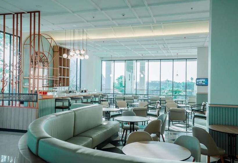 Luwansa Hotel And Convention Center Manado