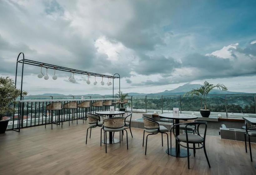 Luwansa Hotel And Convention Center Manado