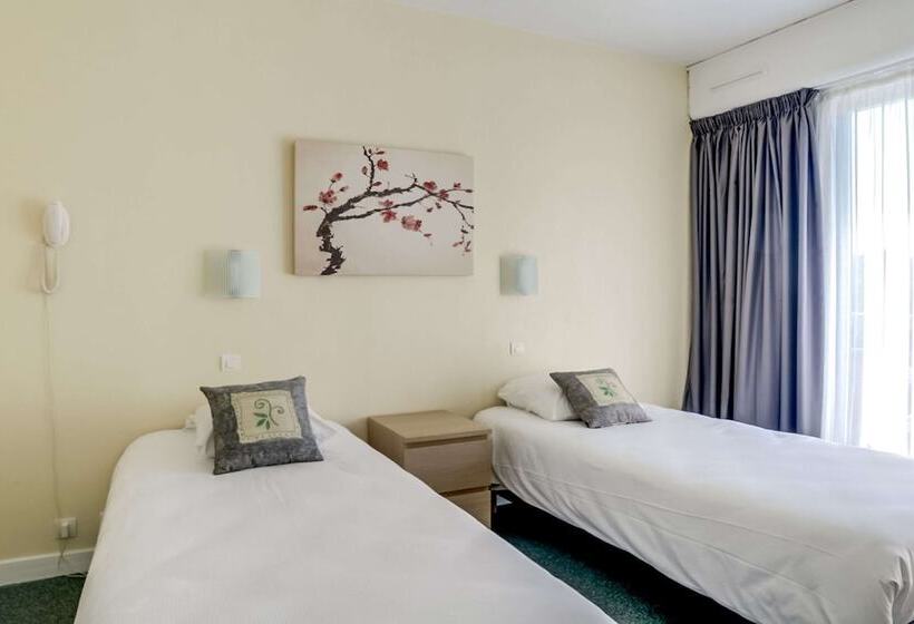 Brit Hotel Le Parc Vichy