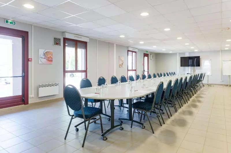 Cerise Carcassonne Sud