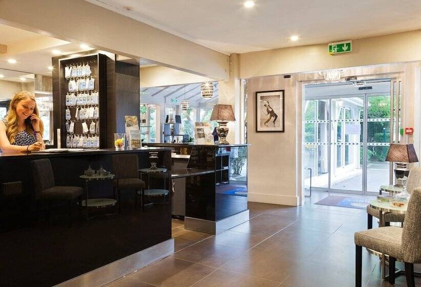 호텔 Acadie Les Ulis