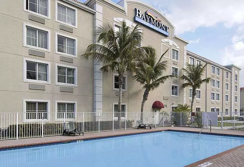 Hotel Spark By Hilton Miami Doral