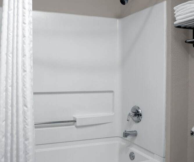 בית מלון כפרי Spark By Hilton Miami Doral