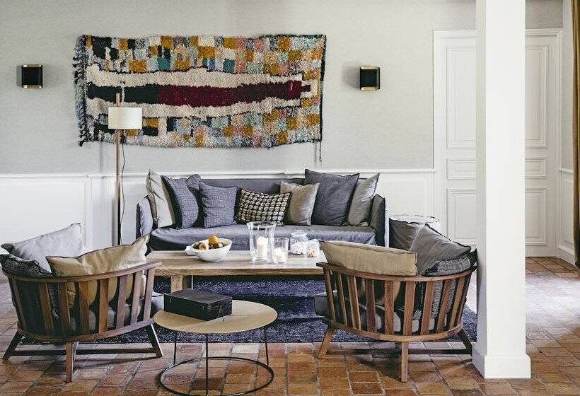 Отель Chateau De Villierslemahieu