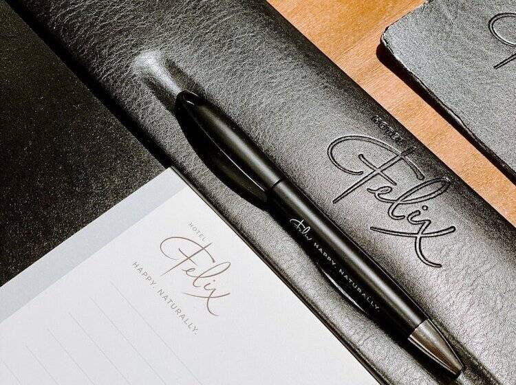 فندق Felix