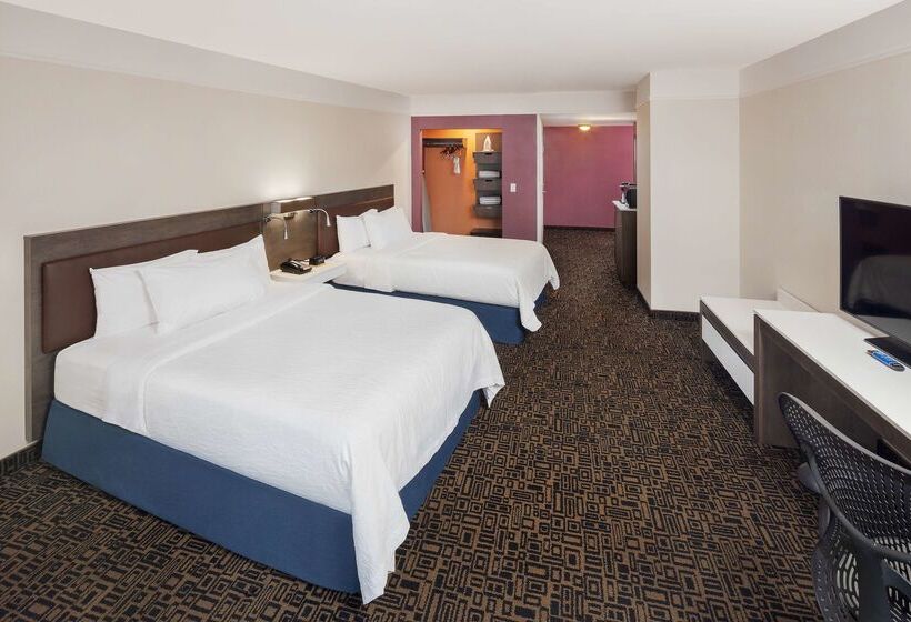 فندق Hilton Garden Inn Montreal Centre Ville