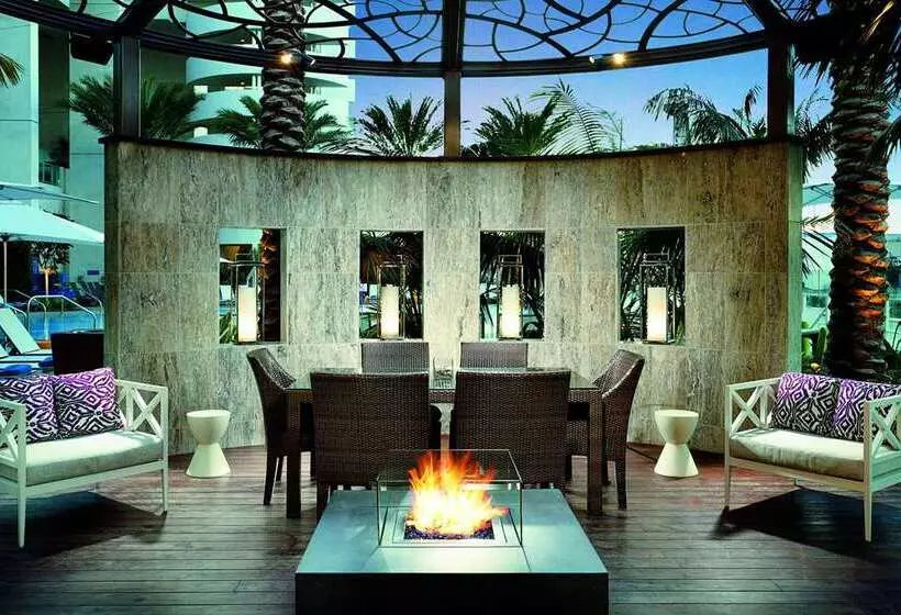 هتل Hilton San Diego Bayfront