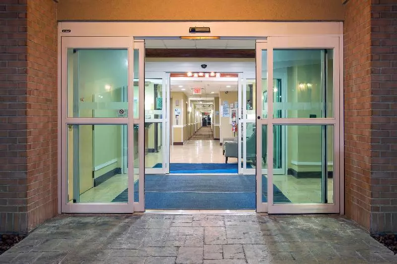 Holiday Inn Express Hotel & Suites Richmond, An Ihg