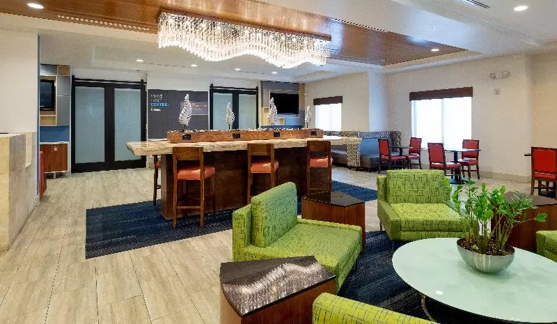 هتل Holiday Inn Express International Drive, An Ihg