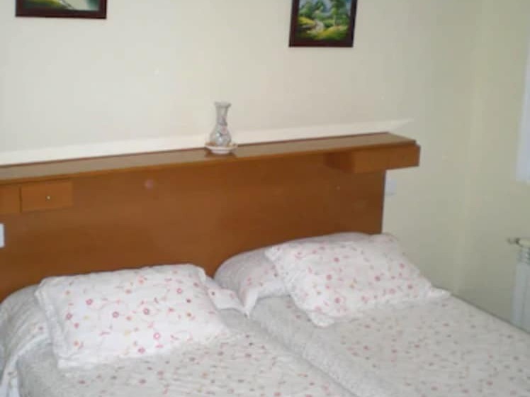 هتل Hostal Moncloa