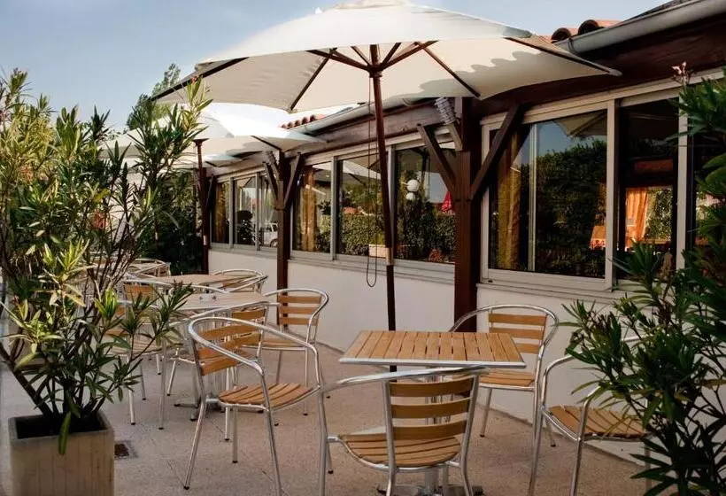 ホテル Hôtel L Hermitage
