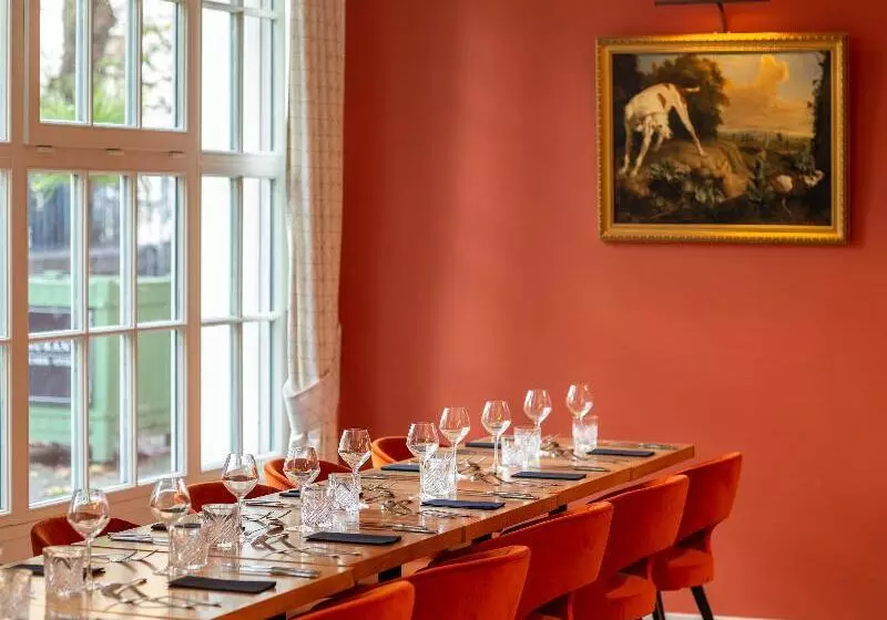 Отель Mercure Rambouillet Relays Du Château