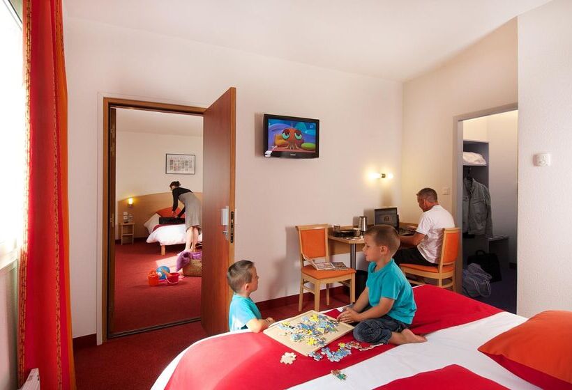 Hotel Kyriad Quimper  Pontl Abbe