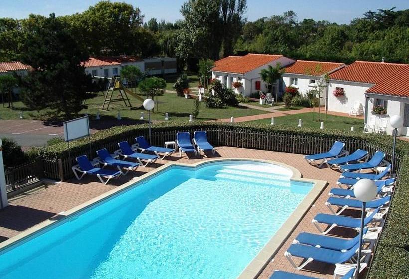 Hotelli Hôtel L Hermitage