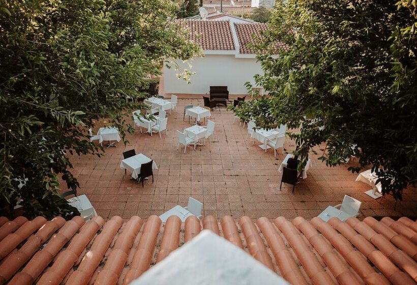 Отель Resort Fior Di Sardegna