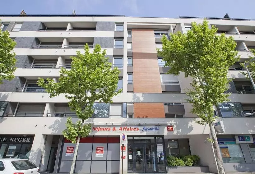 Отель Séjours & Affaires Clermont Ferrand Park Republique