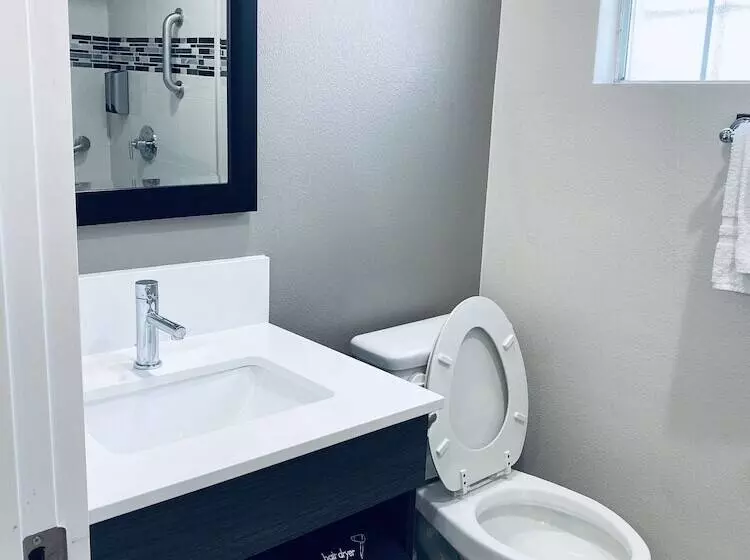 هتل The Lexmar  Dodger Stadium Hollywood