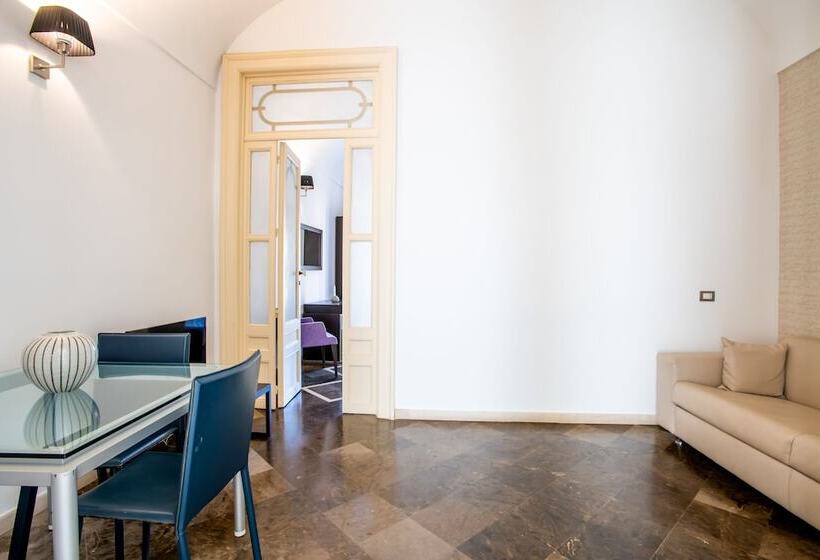 فندق Villa Del Lauro