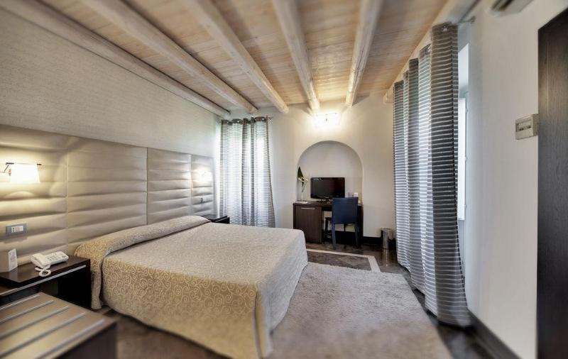 فندق Villa Del Lauro