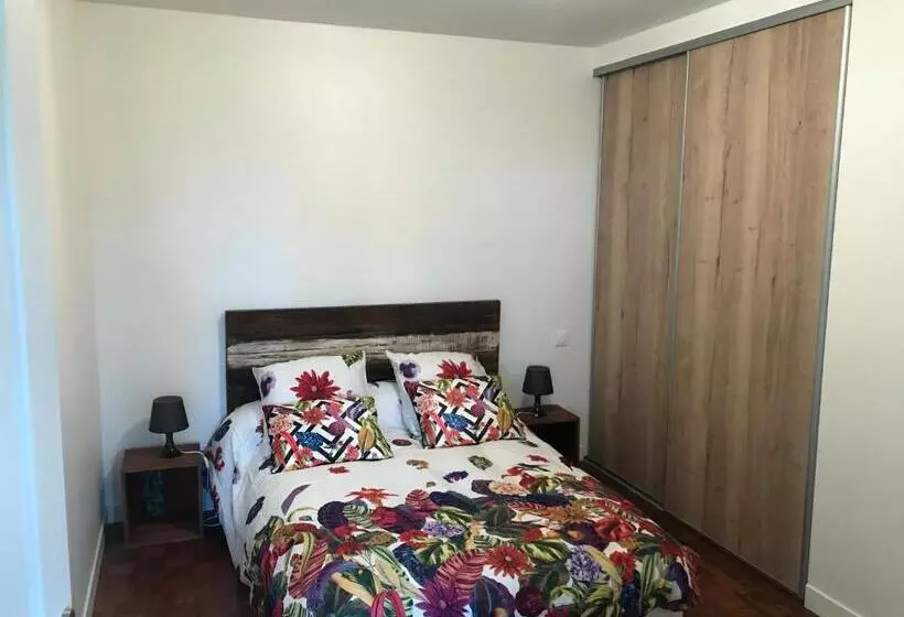 Aamiaismajoitus (B&B) Treas Glaz