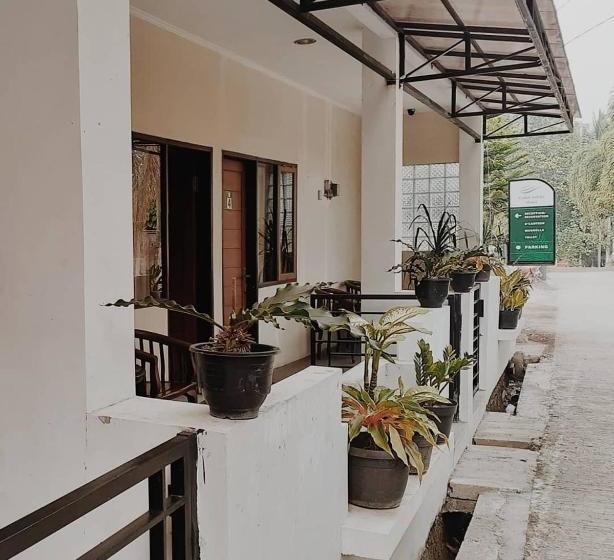 בית מלון כפרי Galuh Sehati  Redpartner