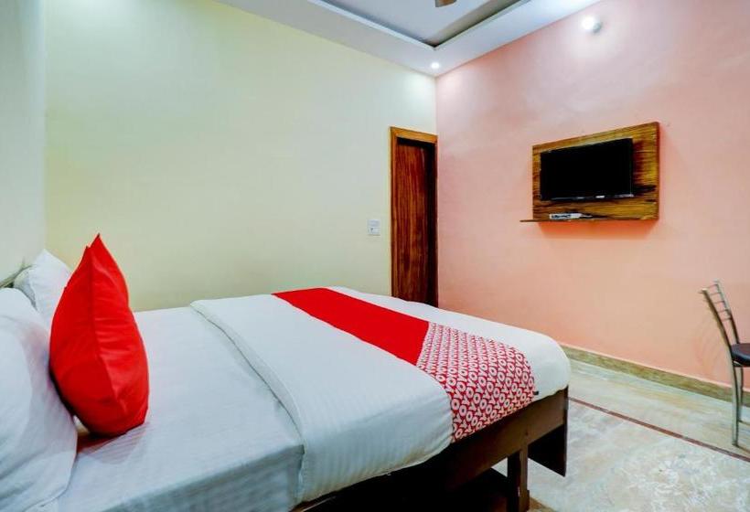 فندق Oyo 79059 Suvasana