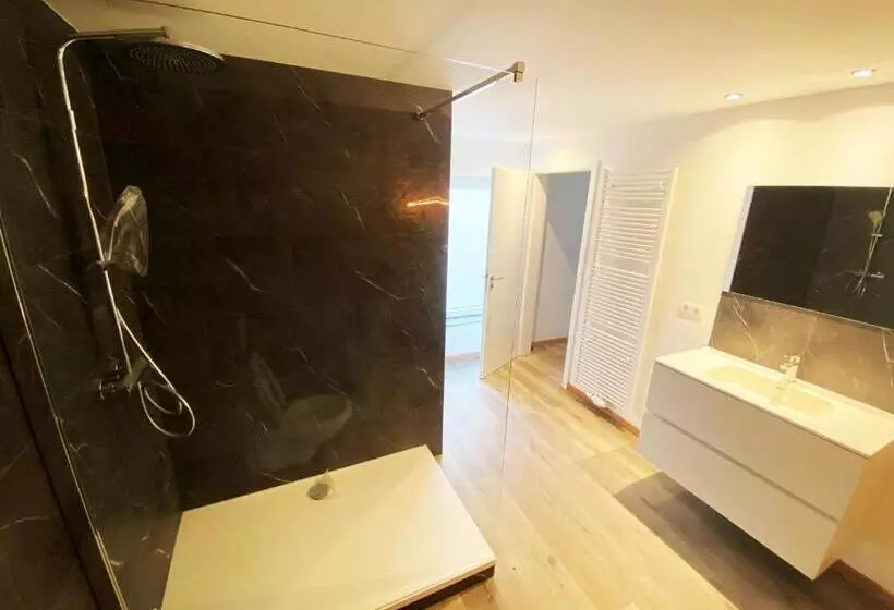 Luxury Spa Hotel Francofolies