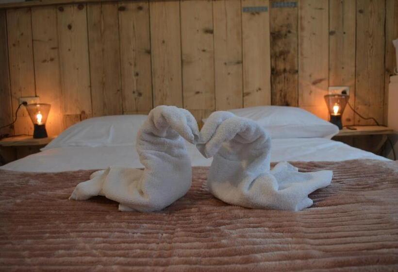 Luxury Spa Hotel Francofolies