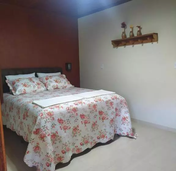 ペンション Suites Cantinho De Minas
