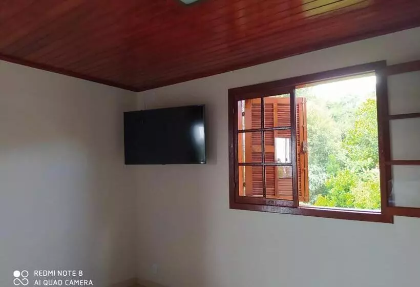 ペンション Suites Cantinho De Minas