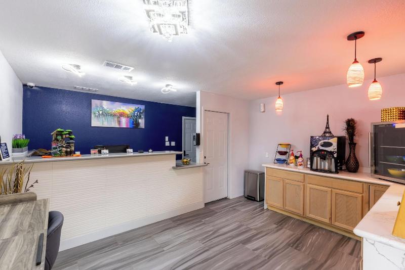 酒店 Freer Executive Inn And Studios