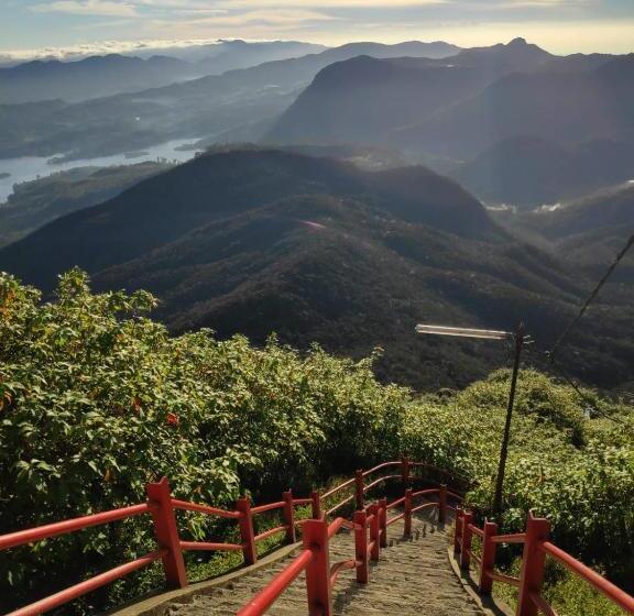 بنسيون Queensark