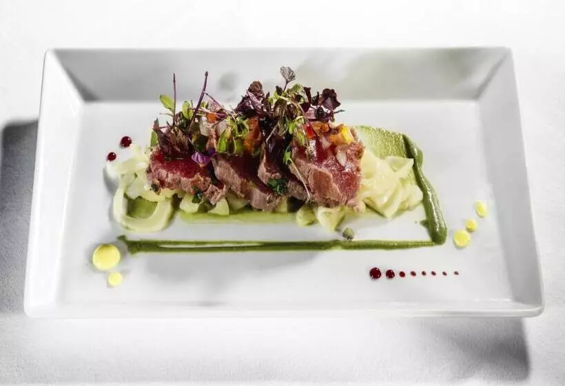 فندق Druids Glen Resort