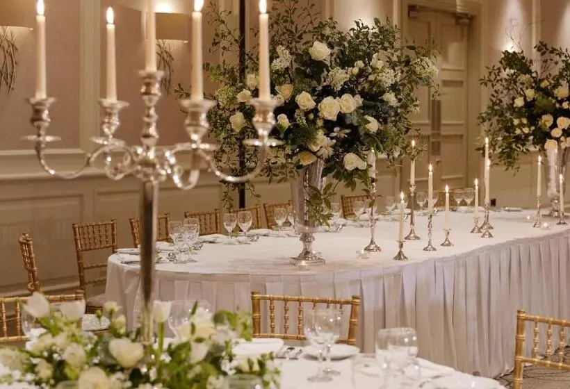 فندق Druids Glen Resort