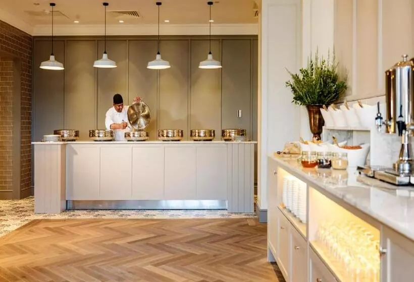 فندق Druids Glen Resort