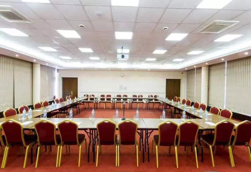 هتل Astrus Moscow City