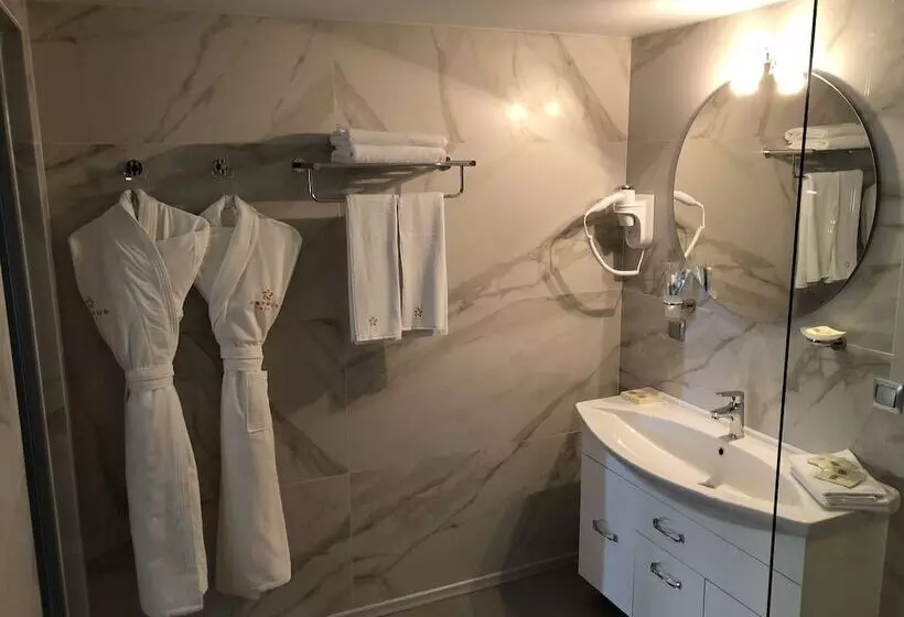 هتل Astrus Moscow City