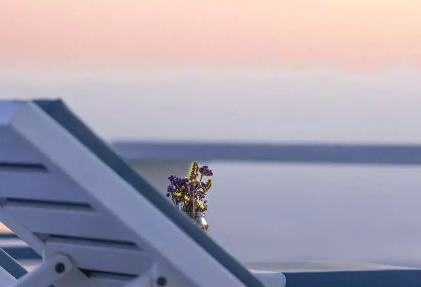 Hotell Athermi Suites  Adults Only