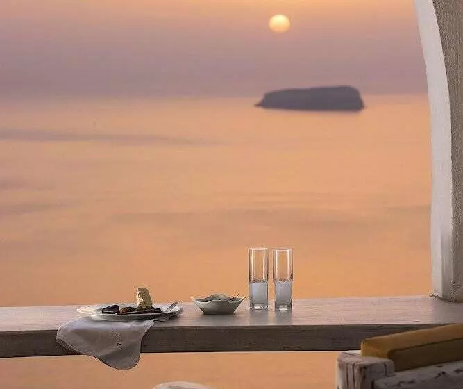 酒店 Athermi Suites  Adults Only