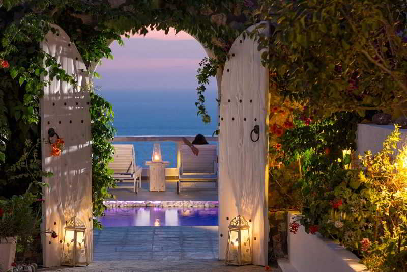 فندق Athermi Suites Adults Only