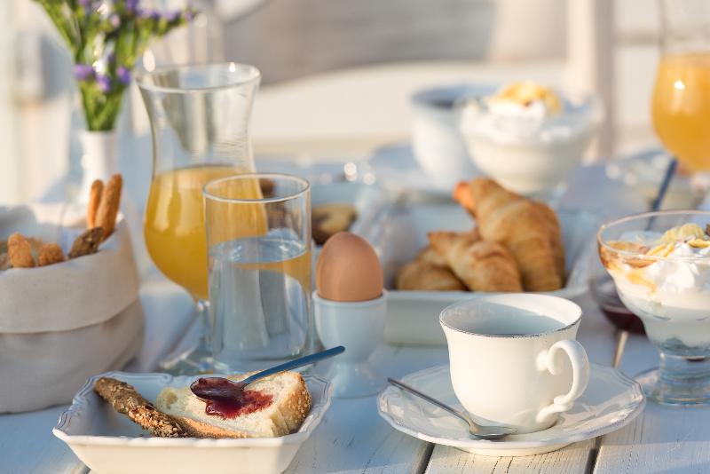 فندق Athermi Suites Adults Only