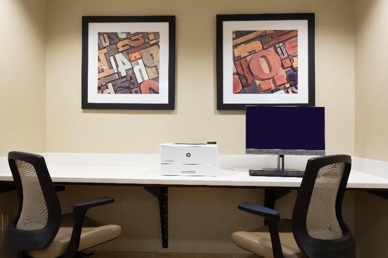 فندق Candlewood Suites Fort Lauderdale Airport Cruise, An Ihg