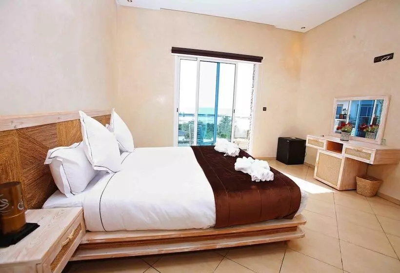 هتل Chateau Eden El Rouh