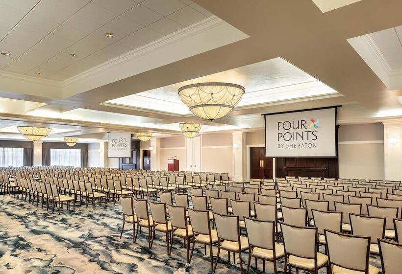 هتل Four Points By Sheraton Norwood Conference Center