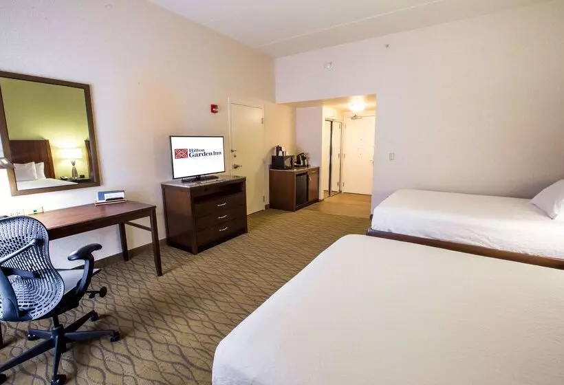 호텔 Hilton Garden Inn State College