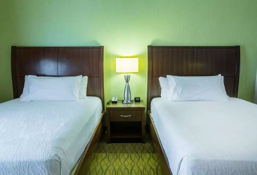 호텔 Hilton Garden Inn State College