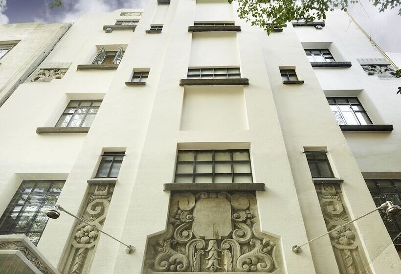 Hippodrome Hotel Condesa